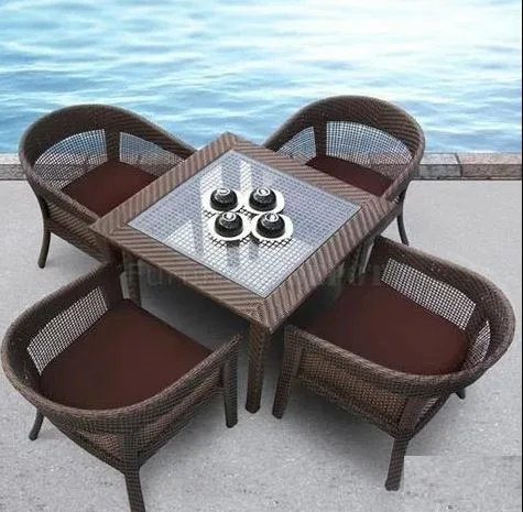 Outdoor Cafe Seating 05 — Venus Creatives