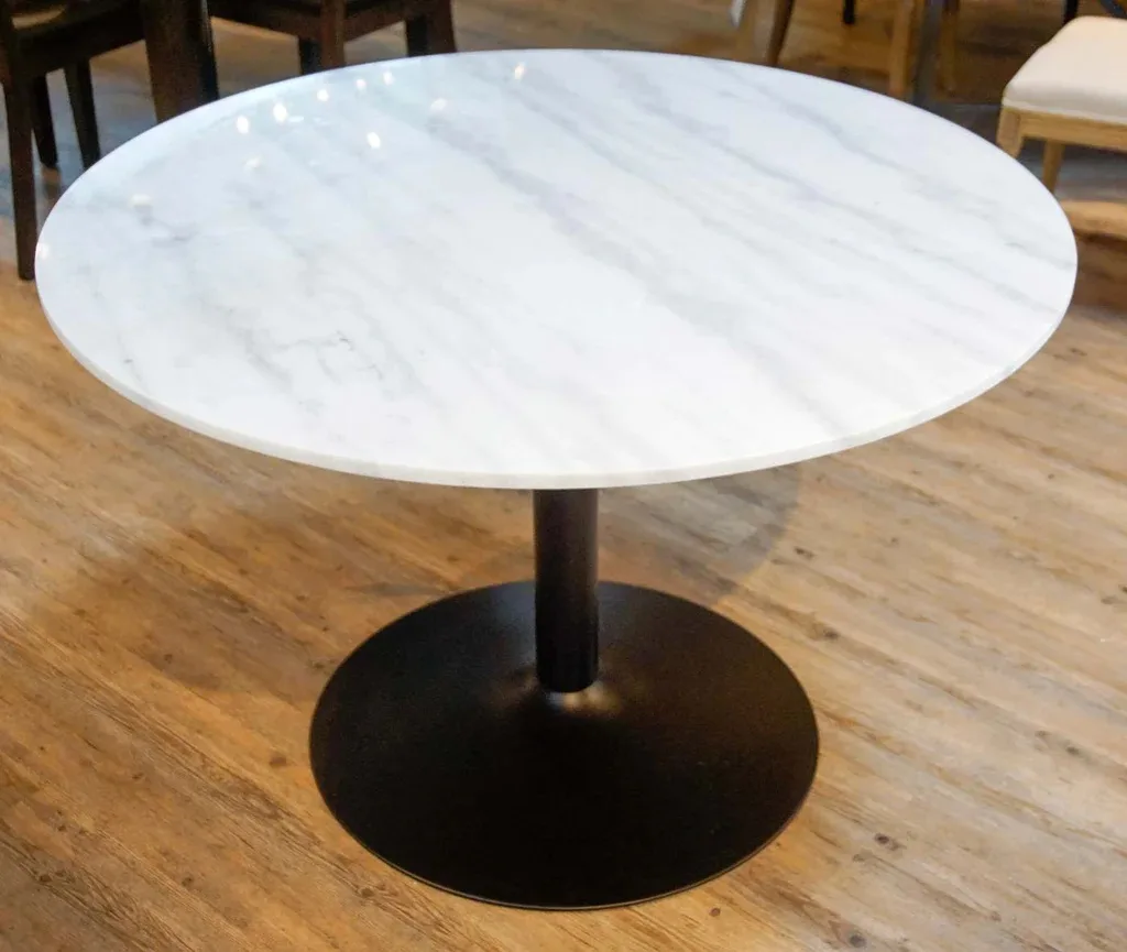 Outdoor Cafe Table 01 — Venus Creatives