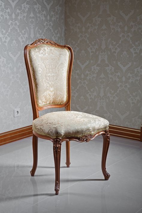 Carved Restaurant Chair VCDC20328 — VCDC20328