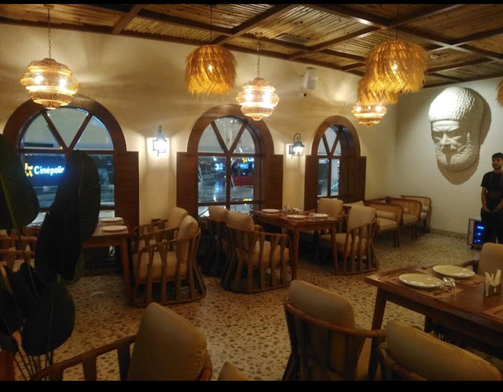 Boscos Restaurant — Restaurants furniture in Bhopal, manufactured by Venus Creatives